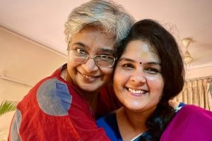 இந்தியாவில் முதல் முதன்மைக் கடையைத் திறந்த ஆப்பிள் நிறுவனம்