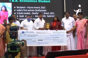 ஆதரவற்றோர் இல்லத்தில் பிறந்தநாள் கொண்டாட்டம்