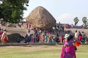 சுங்குடி சேலைகளை அணிந்து மகளிர் தினத்தை கொண்டாடிய சிறைவாசிகள்