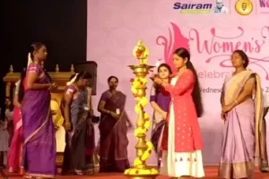 பெண்மையை போற்றிய விழாவில் நூற்றுக்கணக்கான மாணவிகள்