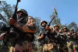 குறுந்தூர ஏவுகணையை ஏவி சோதனை செய்த வடகொரியா!