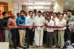 பள்ளி ஆண்டு விழா-மாவட்ட கல்வி அலுவலர் பங்கேற்பு