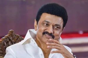 FBIக்கு கிடைத்த தகவல்களின் அடிப்படையில் கனடாவில் கைதான 18 வயது இளைஞர்!