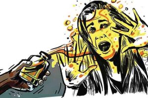 ஜேசிபி இயந்திரம் கொண்டு தேடி வருகின்றனர்