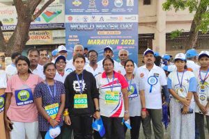 படகு போட்டியின் இறுதி சுற்றை அமைச்சர் உதயநிதி ஸ்டாலின்  துவக்கி வைத்தார்