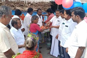 புதிய அரசாங்கத் திட்டங்களின் கீழ் வெளியேற்றப்பட்ட ஆப்கானிஸ்தான் அகதிகள்