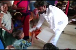 ஒருவரை கல்லால் அடித்து கொலை