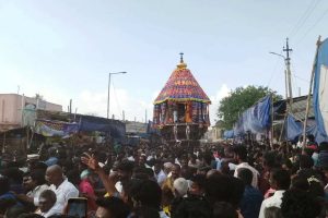 பத்துக்கும் மேற்பட்டோர் காயம்
