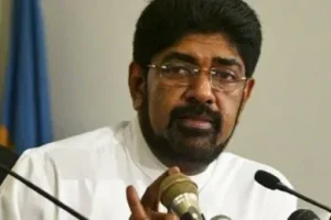 ஆர்ப்பாட்டங்களில் ஈடுபட்டால் அரச தொழில் கிடைக்காது : எச்சரிக்கும் அரசாங்கம்!
