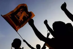 மனைவியிடம் காசு வாங்க குழந்தையை அடித்து துன்புறுத்திய தந்தை