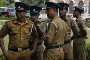 இலங்கையில் அதிர்ச்சி – காதலுடன் செல்வதற்காக சிறுமி செய்த அதிர்ச்சி செயல்