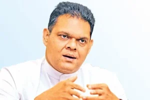 பிரதமர் மற்றும் ஆளுனர்களுக்கிடையில் முக்கிய சந்திப்பு