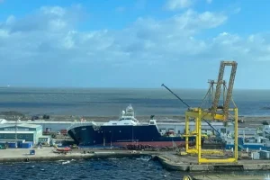 யுரேனியம் அடங்கிய வெடிகுண்டுகளை வழங்கும் திட்டம் இல்லை – பிரித்தானியா!