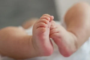 பசில் மற்றும் மஹிந்தவிற்கு எதிரான வெளிநாட்டு தடை நீக்கம்!