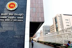கிளிநொச்சியில் 5 மாத கர்ப்பிணி மனைவி மீது துப்பாக்கி சூடு நடத்திய கணவன்!