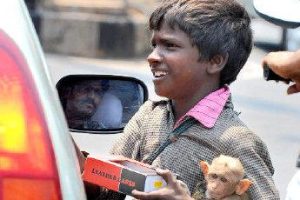 செவிலியர்கள் ஊதிய உயர்வு கோரி நேற்று முதல் 72 மணி நேர தொடர் போராட்டம்