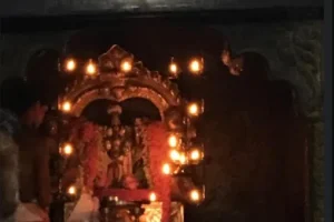 சென்னை ஐஐடி மாணவர் தற்கொலை விவகாரம் : மாணவர்கள் விடிய விடியப் போராட்டம்.