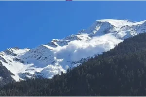 மூடப்பட்ட கனடா அமெரிக்க எல்லை ; புகலிடக்கோரிக்கையாளர்கள் செய்யும் விடயம்