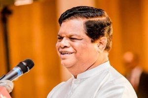 பெண் பத்திரிகையாளருக்கு பாலியல் தொல்லை; டிரம்ப் 5 மில்லியன் இழப்பீடு வழங்க உத்தரவு