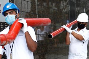 குடும்ப பிரச்சனை காரணமாக மாடியில் இருந்து குதித்து தற்கொலை
