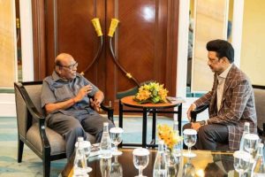கொள்ளையடிக்கப்பட்ட மன்னரின் வாள் லண்டனில் 529 கோடிக்கு விற்பனை
