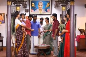 மழை காரணமாக IPL இறுதிப்போட்டிக்கான நாணய சுழற்சி தாமதம்