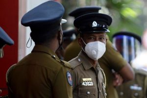 குடும்ப பிரச்சனை காரணமாக மாடியில் இருந்து குதித்து தற்கொலை
