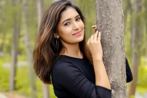 விஜய் படத்தை இயக்க மறுத்த லவ் டுடே நாயகன் பிரதீப்….