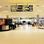 எந்ந டிரஸ்ஸ போட்டாலும் பக்காவா இருக்குதே… தேவதை போல் இருக்கும் சென்சேஷனல் நாயகி ஸ்ரீலீலா