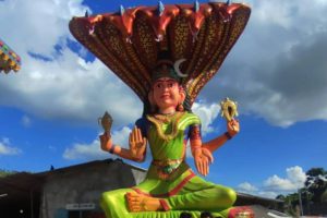 நலன்புரி உதவித் திட்ட பதிவுகளில் முறைகேடு : வவுனியாவில் மக்கள் போராட்டம்