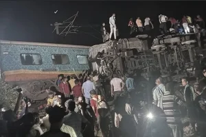 இலங்கையில் உறங்கிக் கொண்டிருந்த பெண்ணுக்கு நேர்ந்த கதி – அதிர்ச்சியில் கணவர்