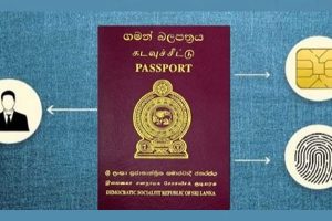 சவப்பெட்டியில் உயிருடன் காணப்பட்ட ஈக்வடார் நாட்டுப் பெண் காலமானார்