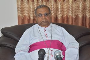 தாய்லாந்தில் விமான நிலையத்தில் பெண்ணுக்கு காத்திருந்த அதிர்ச்சி!