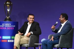 விக்ரமின் “மஹாவீர் கர்ணா” படத்துக்காக காத்திருப்பவரா நீங்கள்??? மகிழ்ச்சியான அறிவிப்பு வெளியானது