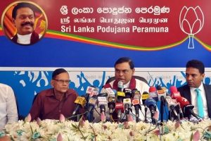 விண்வெளியில் முதன்முறையாக மலர்ந்த மலர் – நாசா வெளியிட்ட புகைப்படம்