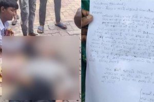 தல தோனியிடம் கையெழுத்து வாங்கிய விக்னேஷ் சிவன்! வைரலாகும் புகைப்படங்கள்