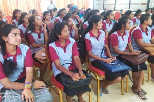 ட்விட்டரில் அடுத்த மாற்றம்? எலோன் மஸ்க் அதிரடி முடிவு