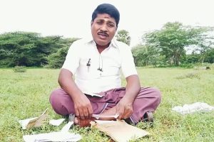 இன்று பணிப்பகிஷ்கரிப்பில் ஈடுபட்ட மன்னார் சட்டத்தரணிகள்