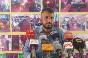 வியாபாரத்தில் மிரட்டும் லியோ…  புதிய அப்டேட் இதோ….
