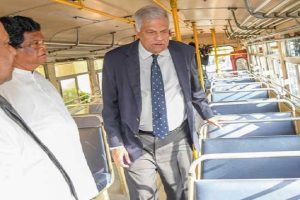 ஜெயிலர் ஆடியோ லாஞ்ச் டிக்கெட்டுகள் 15 வினாடியில் மாயம்… அதிரடியாக களமிறங்கினார் ரஜினி