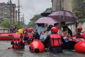 பல்கேரியா நாட்டில் ஒளிப்பிழம்புடன் விழுந்த விண்கல் – அதிர்ச்சியில் மக்கள்