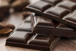 இரவில் வெந்நீர் குடிப்பவரா நீங்கள்? உங்களுக்கான பதிவு