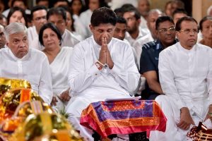 நியூயார்க்கில் பாலியல் துஷ்பிரயோக குற்றச்சாட்டில் முன்னாள் மருத்துவ நிபுணர் கைது