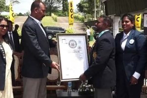 2,761 முறை அவசர அழைப்புகளை செய்த பெண் கைது