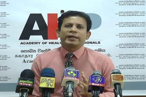 மஸ்கிற்கு அதிர்ச்சி கொடுத்த மார்க் – 4 மணி நேரத்தில் 5 மில்லியன் புதிய கணக்குகள்