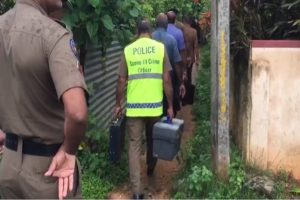 விபத்துக்குள்ளான ஹெலிக்கொப்டர்; குயின்ஸ்லாந்து கடற்பகுதியில் மீட்கப்பட்ட மனித எச்சங்கள்!