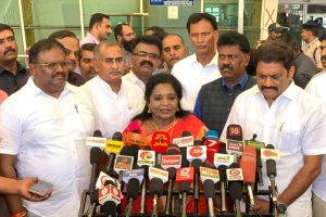 அவுஸ்திரேலியாவில் சுறாமீனால் நபருக்கு நேர்ந்த கதி