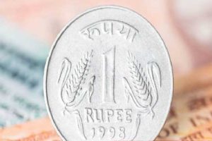 துல்ஹிரிய பிரதேசத்தில் பேரூந்து விபத்து – பெண் பலி 10 பேர் காயம்