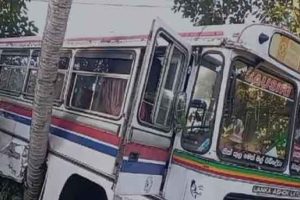திருகோணமலையில் மோட்டார் சைக்கிளுடன் மோதிய வேன் – பரிதாபமாக பலியான சிறுமி !