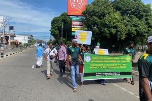 அமெரிக்க அரசாங்கம் முடங்கும் அபாயம் – தடுக்க தீவிர முயற்சி